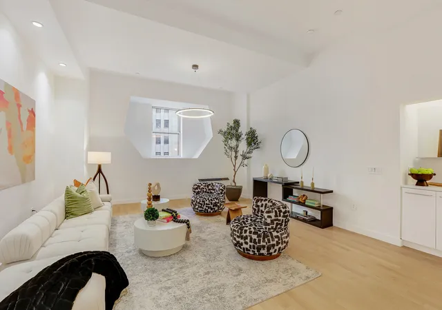 Photo 1 of House for sale at 15 Broad St #904, New York City, NY 10005 | MLS# RLS20066861 | Listing updated on 2026-10-02