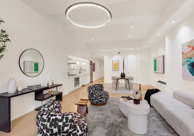 Photo 2 of House for sale at 15 Broad St #904, New York City, NY 10005 | MLS# RLS20066861 | Listing updated on 2026-10-02