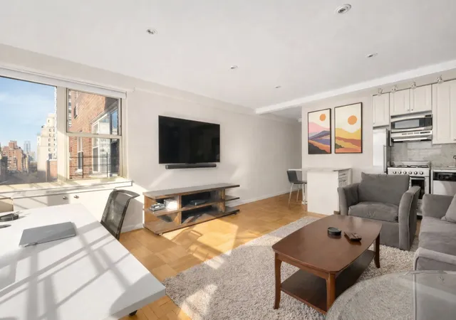 Photo 1 of Sale Pending at 233 E 70th Street #14R, New York City, NY 10021 | MLS# RLS20067541 | Listing updated on 2026-09-24