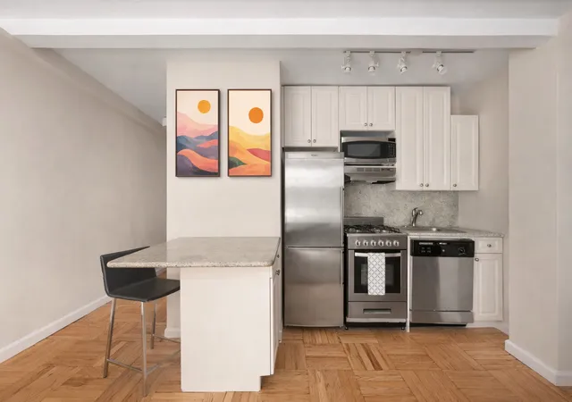 Photo 2 of Sale Pending at 233 E 70th Street #14R, New York City, NY 10021 | MLS# RLS20067541 | Listing updated on 2026-09-24