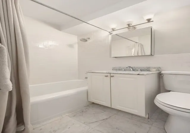 Photo 3 of Sale Pending at 233 E 70th Street #14R, New York City, NY 10021 | MLS# RLS20067541 | Listing updated on 2026-09-24