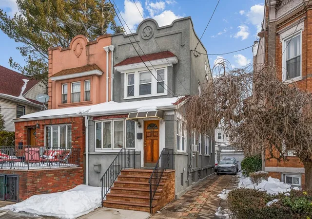 Photo 3 of Sale Pending at 2143 Schenectady Ave, New York City, NY 11234 | MLS# RLS20070262 | Listing updated on 2026-09-10