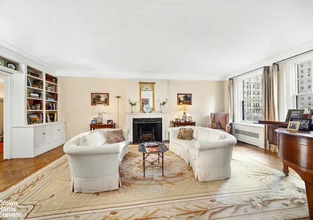 Listing Photo 1 - Condo for sale in 1075 Park Avenue located at 1075 Park Ave, New York City, NY 10128 - Unit #3D