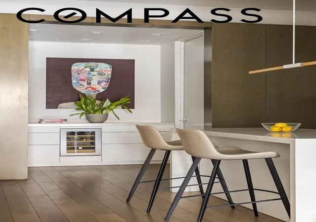Photo 3 of Sale Pending at 543 Broadway #6, New York, NY 10012 | MLS# RLS20070459 | Listing updated on 2026-09-23