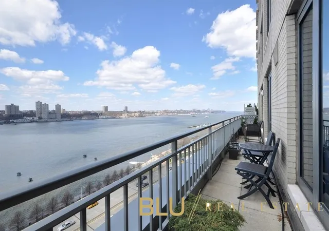 Photo 3 of House for sale at 220 Riverside Blvd #16-L, New York, NY 10069 | MLS# RLS20071093 | Listing updated on 2026-09-22