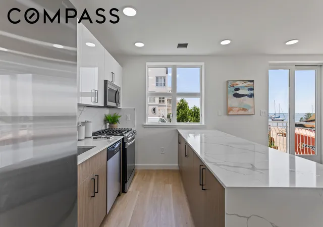 Listing Photo 4 - Condo for sale in building located at 3112 Emmons Ave, New York City, NY 11235 - Unit #3124A2