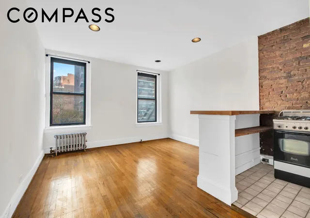 Photo 3 of Sale Pending at 240 E 24th Street #2E, New York City, NY 10010 | MLS# RLS20071304 | Listing updated on 2026-09-10