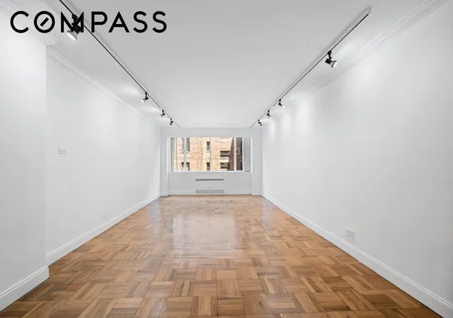 Listing Photo 4 - Condo for sale in building located at 333 E 69Th St, New York City, NY 10021 - Unit #3A