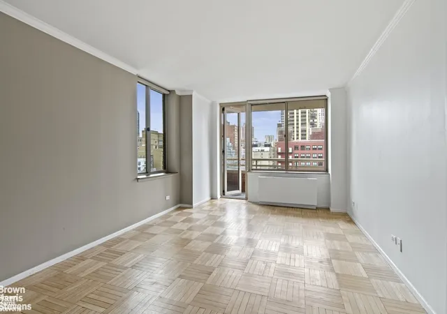 Listing Photo 4 - Condo for sale in building located at 236 E 47Th St, New York City, NY 10017 - Unit #21B
