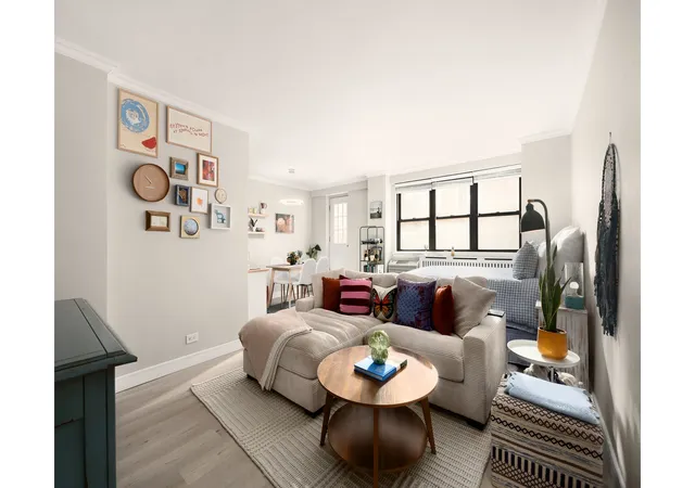 Photo 1 of Sale Pending at 301 E 63rd Street #2K, New York, NY 10065 | MLS# RLS20074005 | Listing updated on 2026-09-05