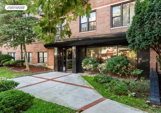 Photo 2 of Sale Pending at 330 Lenox Rd #6F, Brooklyn, NY 11226 | MLS# RLS20075362 | Listing updated on 2026-09-23