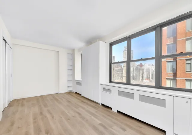 Photo 3 of Condo for sale at 345 E 81st Street #20H, New York City, NY 10028 | MLS# RLS20077155 | Listing updated on 2026-10-01