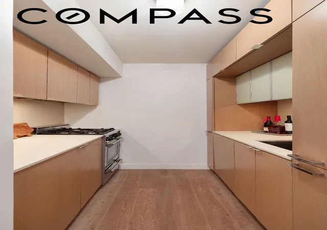 Photo 3 of Condo for sale at 225 Rector Pl #3G, New York City, NY 10280 | MLS# RLS20077251 | Listing updated on 2026-09-23