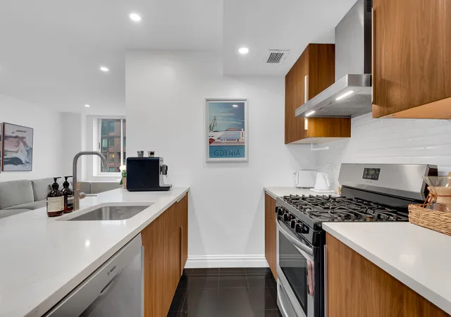 Photo 3 of Condo for sale at 250 S End Ave #12G, New York, NY 10280 | MLS# RLS20077408 | Listing updated on 2026-10-05