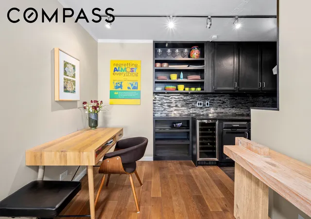 Photo 3 of Sale Pending at 2025 Broadway #3A, New York, NY 10023 | MLS# RLS20076332 | Listing updated on 2026-09-30