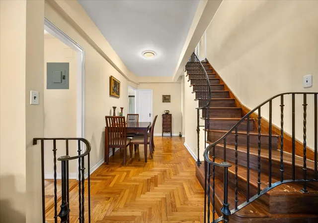 Listing Photo 1 - Condo for sale in building located at 55 Park Ter E, New York, NY 10034 - Unit #B-82