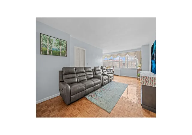 Photo 2 of House for sale at 555 Kappock St #11G, New York City, NY 10463 | MLS# RLS20078179 | Listing updated on 2026-08-30