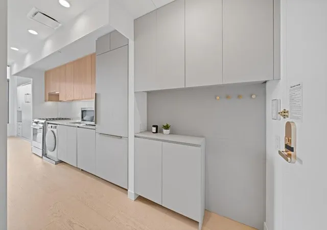 Photo 2 of Sale Pending at 3 Court Sq #523, New York, NY 10009 | MLS# RLS20079130 | Listing updated on 2026-09-02