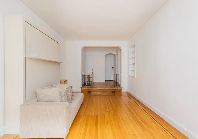 Listing Photo 4 - Condo for sale in building located at 25 Minetta Ln, New York City, NY 10012 - Unit #1F