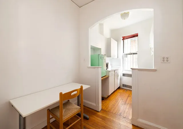 Listing Photo 5 - Condo for sale in building located at 25 Minetta Ln, New York City, NY 10012 - Unit #1F