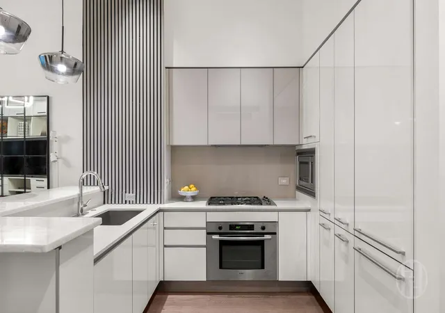 Photo 4 of Sale Pending at 25 Broad St # 4K, New York City, NY 10004 | MLS# RLS20081535 | Listing updated on 2026-09-01