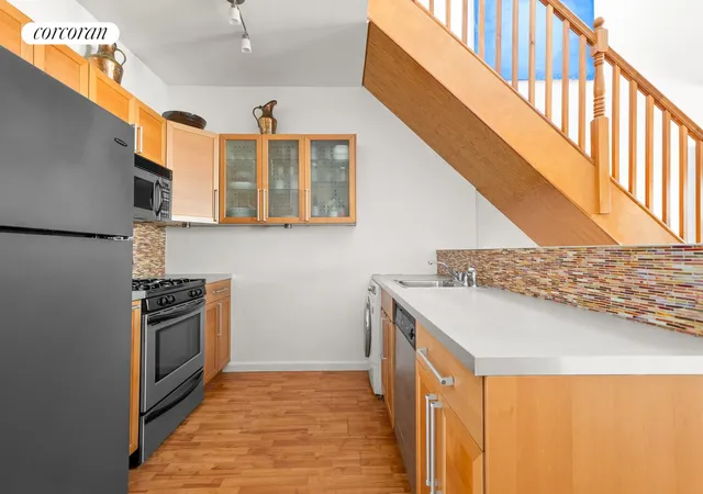 Photo 4 of House for sale at 895 Myrtle Ave #4B, New York City, NY 11206 | MLS# RLS20082861 | Listing updated on 2026-08-30