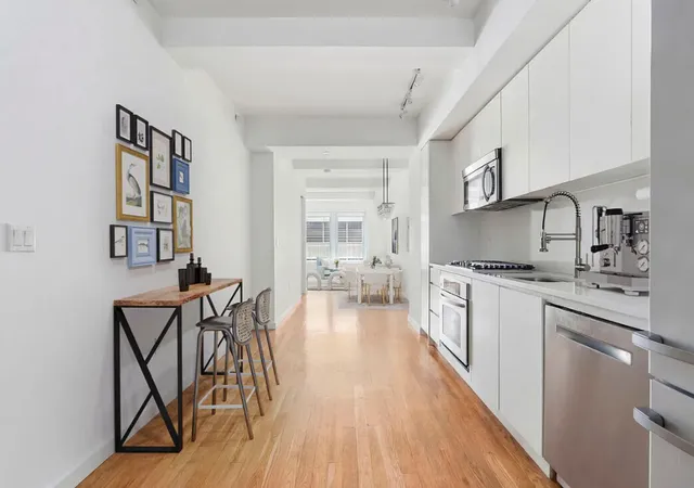 Listing Photo 1 - Condo for sale in building located at 90 William St, New York City, NY 10038 - Unit #8H