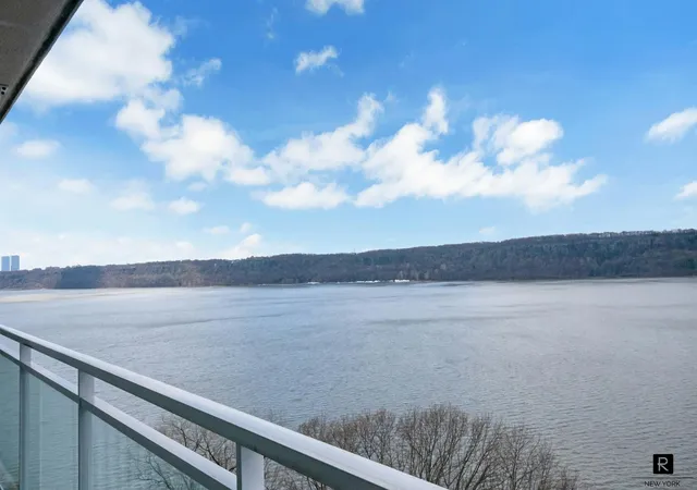 House for sale at 2575 Palisade Ave #10-E, Bronx, NY 10463 | MLS# RLS20083151 | Listing updated on 2026-10-02