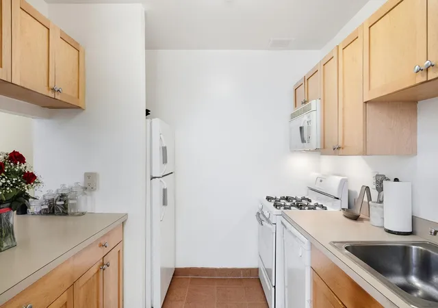 Photo 5 of House for sale at 231 W 148th Street #4-M, New York, NY 10039 | MLS# RLS20083426 | Listing updated on 2026-08-31