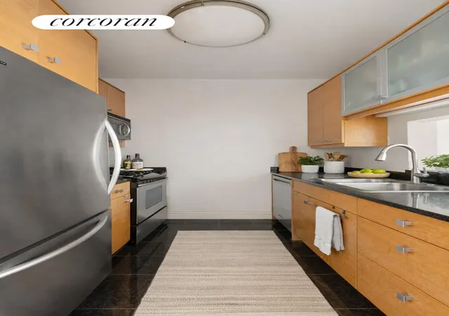 Photo 3 of Condo for sale at 120 Riverside Blvd #11P, New York, NY 10069 | MLS# RLS20083594 | Listing updated on 2026-09-19