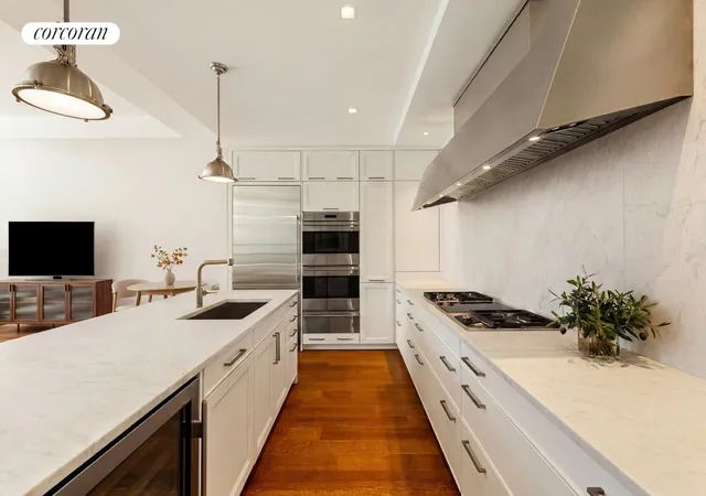 Photo 4 of House for sale at 10 Madison Sq W #6G, New York City, NY 10010 | MLS# RLS20083671 | Listing updated on 2026-09-25