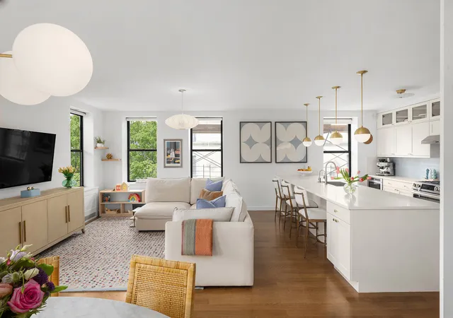 Photo 3 of Sale Pending at 478 Central Park W #5B, New York City, NY 10025 | MLS# RLS20085358 | Listing updated on 2026-09-03