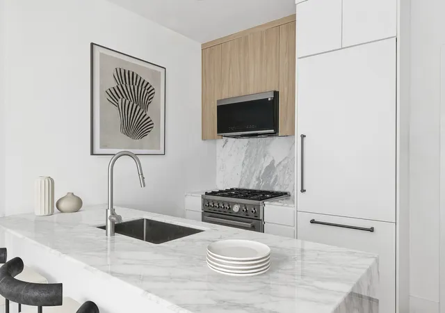 Listing Photo 1 - Condo for sale in building located at 1019 Hancock St, New York City, NY 11221 - Unit #TWNHS