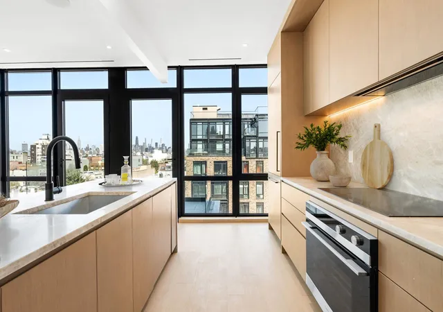 Listing Photo 4 - Condo for sale in building located at 772 Metropolitan Ave, New York City, NY 11211 - Unit #PH