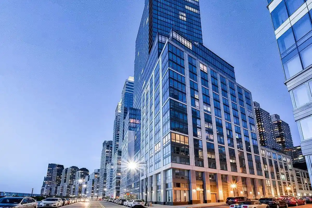 Listing Photo 24 - Condo for sale in 60 Riverside Blvd located at 60 Riverside Blvd, New York City, NY 10069 - Unit #2802
