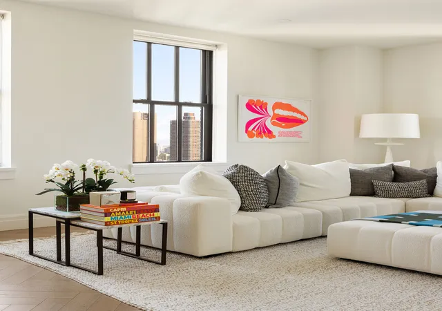 Photo 3 of House for sale at 100 Barclay St #27C, New York City, NY 10007 | MLS# RLS20087247 | Listing updated on 2026-08-31