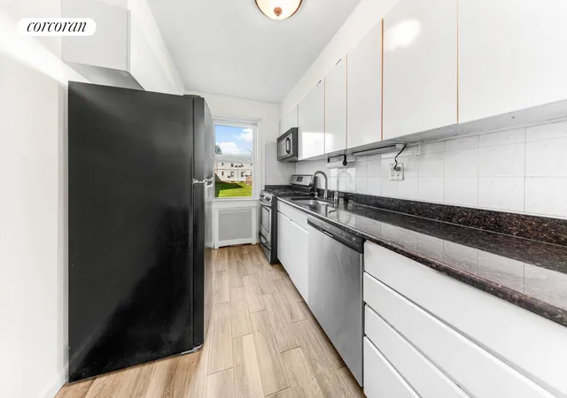 Photo 2 of Condo for sale at 71 46 Little Neck Pkwy #155A, Glen Oaks, NY 11004 | MLS# RLS20087609 | Listing updated on 2026-09-20