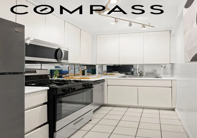Photo 4 of House for sale at 360 W 22nd Street #5H, New York, NY 10011 | MLS# RLS20087635 | Listing updated on 2026-08-30