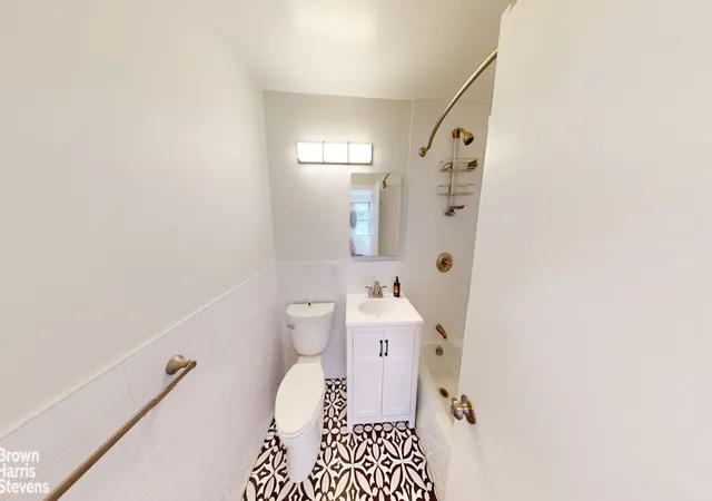 Photo 3 of Sale Pending at 201 W 70th Street #9H, New York, NY 10023 | MLS# RLS20087707 | Listing updated on 2026-09-06