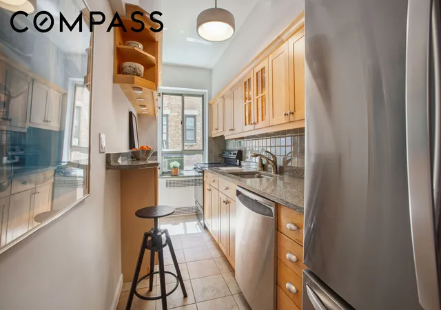 Photo 3 of Sale Pending at 411 W End Ave #9C, New York City, NY 10024 | MLS# RLS20087896 | Listing updated on 2026-09-03
