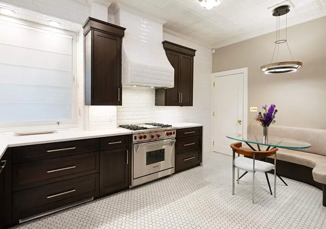 Photo 4 of Sale Pending at 950 Park Ave #2A, New York, NY 10028 | MLS# RLS20088673 | Listing updated on 2026-09-17
