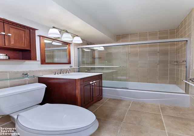 Listing Photo 5 - Condo for sale in building located at 340 E 74Th St, New York City, NY 10021 - Unit #7K
