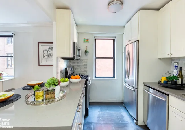 Photo 2 of Condo for sale at 330 3rd Avenue #4B, New York, NY 10010 | MLS# RLS20089539 | Listing updated on 2026-10-04