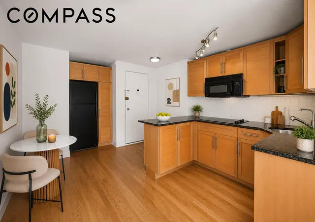Photo 3 of Condo for sale at 435 E 86th Street #4E, New York, NY 10028 | MLS# RLS20089551 | Listing updated on 2026-09-20