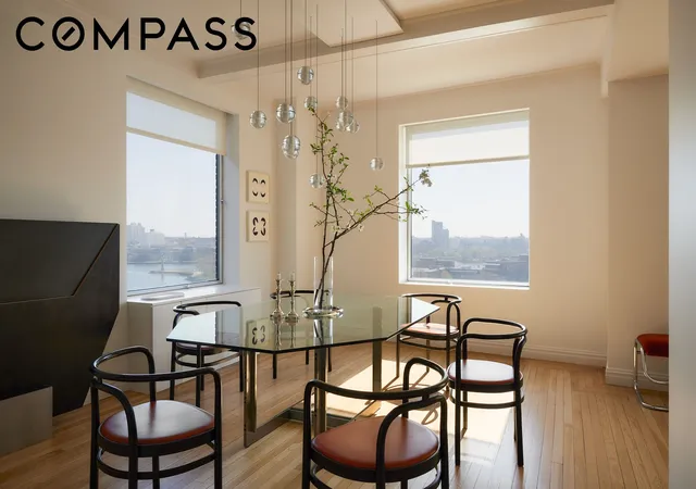 Listing Photo 1 - Condo for sale in building located at 25 E End Ave, New York City, NY 10028 - Unit #11E