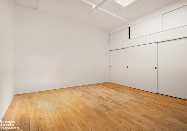 Listing Photo 5 - Condo for sale in building located at 431 W Broadway, New York City, NY 10012 - Unit #5N