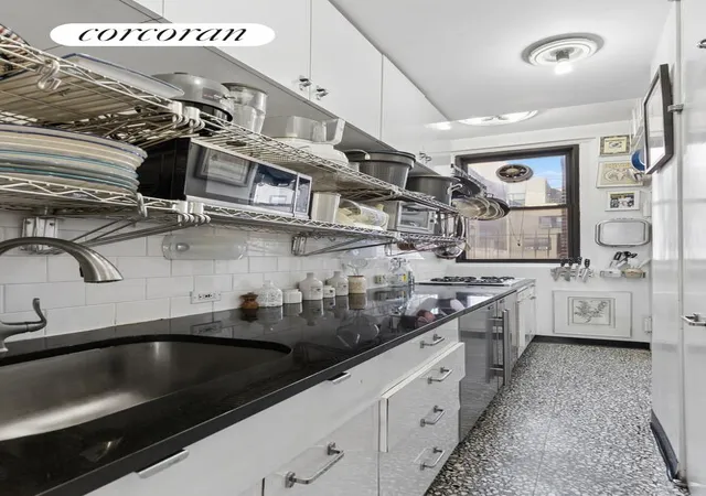 Photo 3 of House for sale at 440 W End Ave #PHD, New York, NY 10024 | MLS# RLS20089980 | Listing updated on 2026-09-23