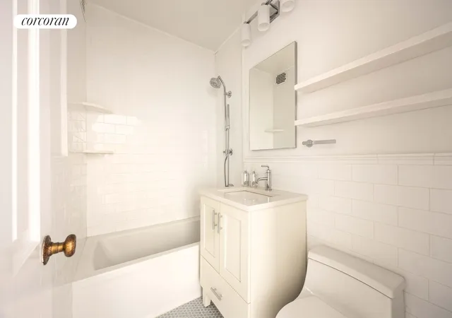 Photo 3 of Sale Pending at 201 E 25th Street #15J, New York City, NY 10010 | MLS# RLS20090576 | Listing updated on 2026-10-02