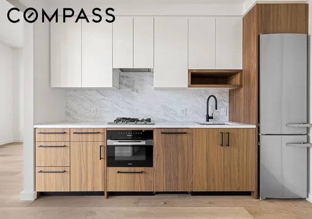 Photo 2 of Sale Pending at 29 Huron St #5AE, New York City, NY 11222 | MLS# RLS20083667 | Listing updated on 2026-09-11