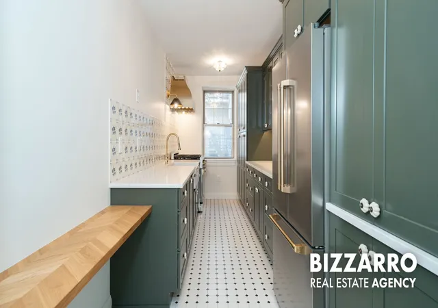 Listing Photo 2 - Condo for sale in building located at 720 Fort Washington Ave, New York City, NY 10040 - Unit #4B